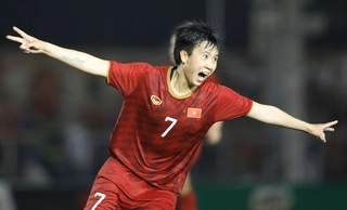 Video: Tuyết Dung ghi bàn lên 2-0 cho Nữ Việt Nam!