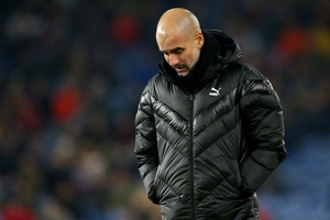 VIDEO: Pep Guardiola buồn bã thừa nhận khó đuổi kịp Liverpool