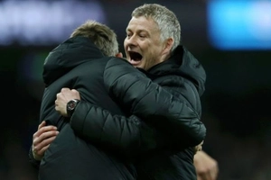 VIDEO: Solskjaer: Chúng tôi đã nhuộm đỏ thành phố!