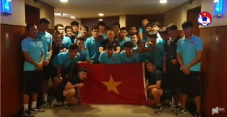 VIDEO: U22 Việt Nam chúc mừng ĐT bóng đá nữ vô địch SEA Games 30