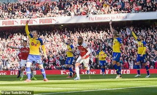 Video tổng hợp: Arsenal 2-0 Southampton (Vòng 27 Premier League 2018/19)
