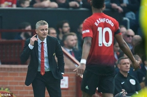 Video tổng hợp: MU 0-0 Liverpool (Vòng 27 Premier League 2018/19)