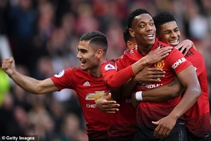 Video tổng hợp: MU 2-1 Watford (Vòng 32 Premier League 2018/19)