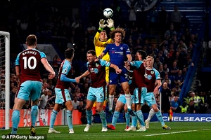 Video tổng hợp: Chelsea 2-2 Burnley (Vòng 35 Premier League 2018/19)