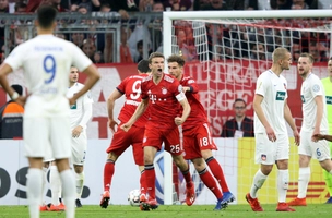 VIDEO: Bayern Munich vào bán kết Cúp quốc gia Đức sau trận cầu điên rồ
