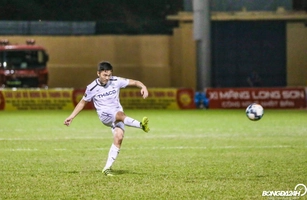 VIDEO: Những pha sút phạt thành bàn mang thương hiệu Lương Xuân Trường