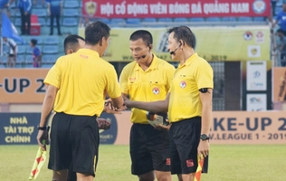 Trọng tài và 5 quyết định gây tranh cãi ở vòng 20 V-League 2019