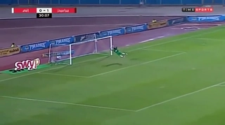 Pha cứu thua khó tin của thủ môn tại Ai Cập