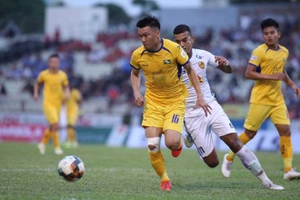 Video tổng hợp: SLNA 4-1 Quảng Nam (Vòng 1 nhóm B V-League 2020)