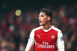 Toàn cảnh những drama dẫn đến sự bốc hơi của Mesut Ozil (P1)