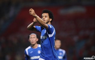 VIDEO: Jermie Lynch ăn mừng quen thuộc sau pha ghi bàn vào lưới Bình Dương