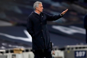 Đánh bại Man City, HLV Mourinho nói gì về cơ hội vô địch NHA của Tottenham?