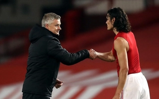 VIDEO: HLV Solskjaer hết lời ngợi khen Edinson Cavani