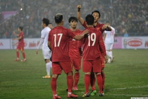 Video tổng hợp: ĐTQG Việt Nam 2-2 U22 Việt Nam (Giao hữu)