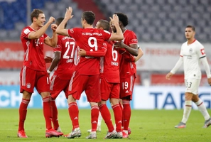 Bayern Munich 2-1 Frankfurt: Levy lập công, Hùm xám nhọc nhằn vào chung kết cúp quốc gia