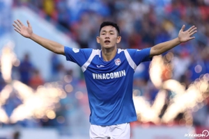 Video tổng hợp: Quảng Ninh 3-2 Nam Định (Vòng 8 V-League 2020)