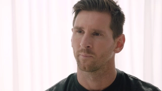 VIDEO: Trọn vẹn buổi PV Messi: Suốt cả năm qua, tôi đã đề nghị ra đi