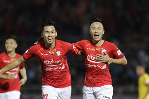 VIDEO: Võ Huy Toàn tạo siêu phẩm vào lưới Hà Tĩnh