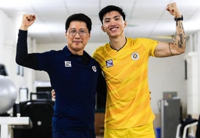 Văn Hậu thực hiện bài tập lạ trước ngày sang Hàn Quốc