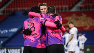 Mbappe vô duyên, PSG thắng nhọc