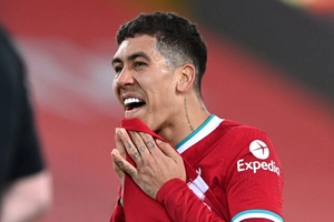 Liverpool cần mua một số 9 mới?