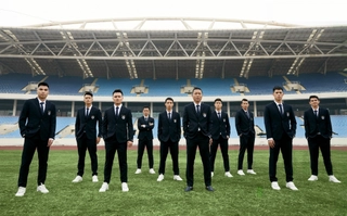 CLB Hà Nội tung bộ ảnh siêu chất nhân dịp 15 năm thành lập