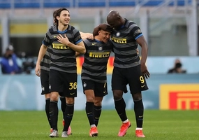 Các cựu binh MU đồng loạt ghi bàn, Inter củng cố ngôi đầu bảng