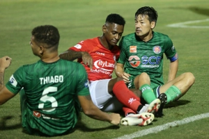 Video tổng hợp: TPHCM 1-0 Sài Gòn (Vòng 4 V-League 2021)