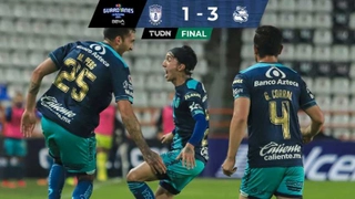 VIDEO: Bàn thắng từ cự ly xa không tưởng ... 100m