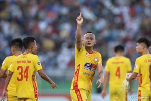 Video tổng hợp: Bình Định 0-1 Thanh Hóa (Vòng 10 V-League 2021)
