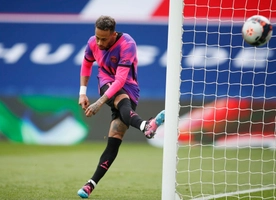 Mbappe không thi đấu, Neymar ra tay giải mã Lens