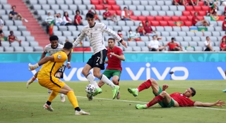VIDEO Kai Havertz trở thành cầu thủ Đức đầu ghi bàn ở Euro 2020