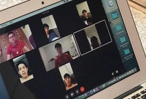 Nhớ học trò, HLV Kiatisuk gọi video nhóm cho dàn sao HAGL