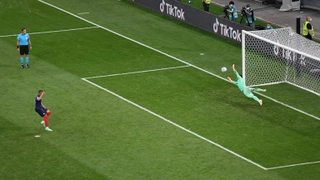 Xem lại loạt luân lưu cân não giữa Pháp vs Thụy Sĩ