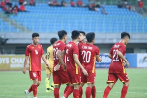 Sao trẻ HAGL lập siêu phẩm ghi bàn ở giải U19 Đông Nam Á