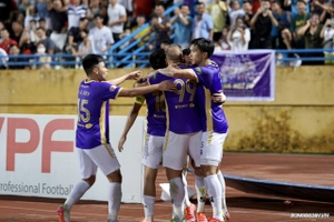 VIDEO: Cầu trường như nổ tung sau bàn thắng của Tuấn Hải vào lưới HAGL