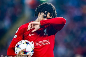 Trent Alexander-Arnold: Từ người hùng hoá người thừa ở Liverpool?