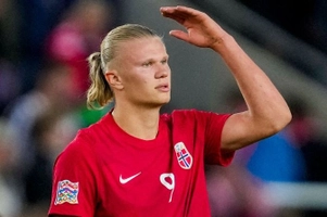 Cỗ máy Erling Haaland không ngừng nhả đạn, Na Uy vẫn thua ngược