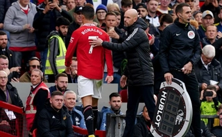 VIDEO: Ten Hag: Ronaldo chưa bao giờ là vấn đề ở Man United
