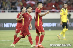 Tuấn Hải đá phạt 11m đẳng cấp khiến thủ môn Dortmund bó tay