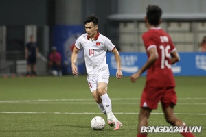 Bình luận viên phải thốt lên Ối giời ơi! sau cú nã đại bác của Nguyễn Hoàng Đức