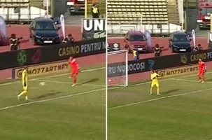 VIDEO: Tình huống phản lưới nhà hài hước nhất lịch sử bóng đá