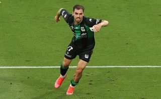 Video: Siêu phẩm bọ cạp ấn tượng ở giải VĐQG Australia