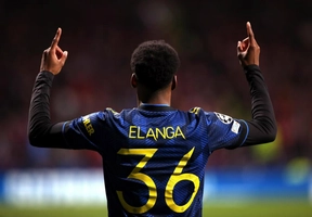 VIDEO: Elanga được CĐV Quỷ Đỏ hát vang ca ngợi như vị cứu tinh