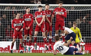 Video: Hồi hộp với cú sút duy nhất của Harry Kane trước Middlesbrough