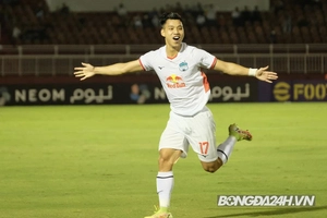 VIDEO: Siêu phẩm sút xa của Văn Thanh cháy lưới Sydney