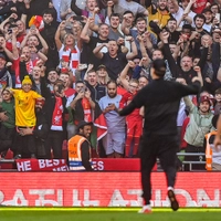VIDEO: Jurgen Klopp gửi tin nhắn cho Cristiano Ronaldo