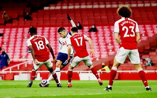 VIDEO: Tuyệt kỹ Rabona: Vẻ đẹp đến từ sự bất ngờ