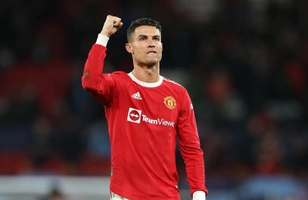 VIDEO: Beckham tin chắc Ronaldo sẽ ở lại MU