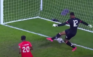 Video: Tổng hợp những bàn thắng hài hước nhất mùa 2021/22